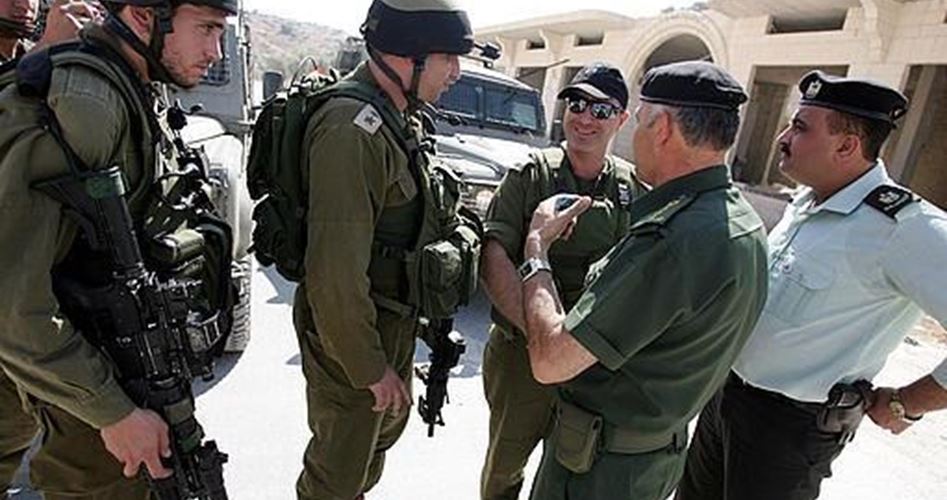 Abbas  Yönetimi Güvenlik Güçleri İki Siyonist Yerleşimciyi İşgal Güçlerine Teslim Etti