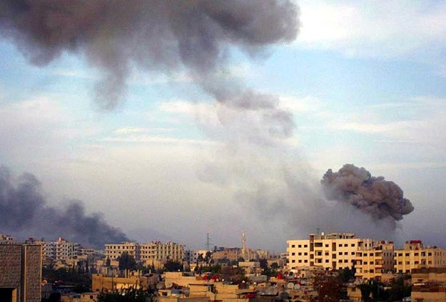 ABD ve Siyonist İsrail Savaş Uçakları Yemen'i Vuruyor
