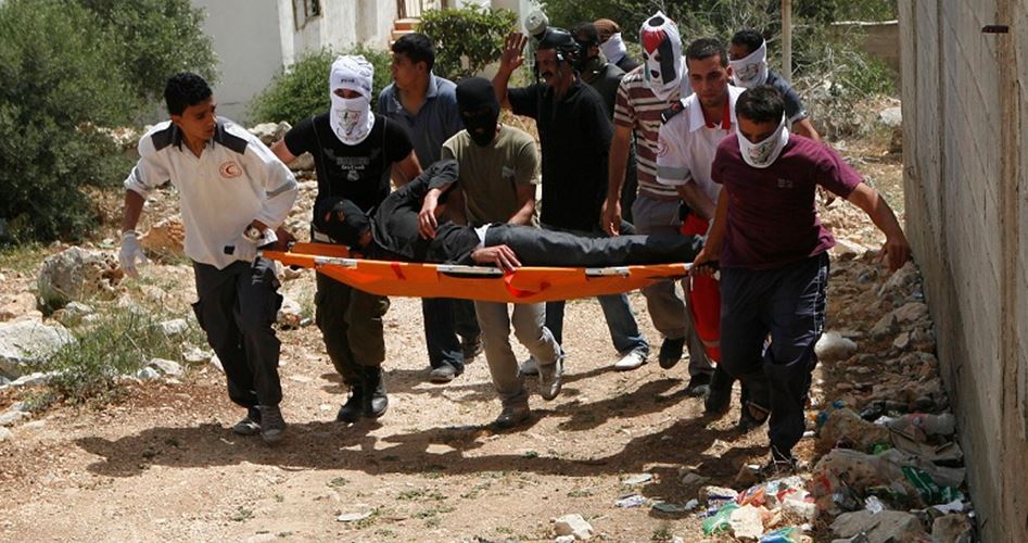 Bureyc Yakınında Üç Filistinli Genç Siyonist Askerlerin Saldırısında Yaralandı