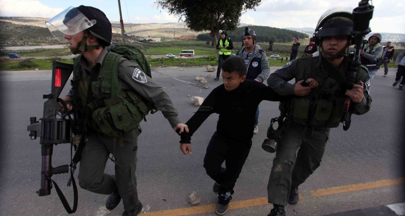 Filistin Esirleri Araştırma Merkezi Raporu: İşgal Rejimi Mart Ayında 75’i Çocuk 480 Filistinliyi Tutukladı