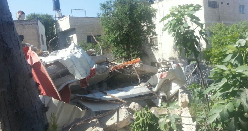 Gasıp İsrail Rejimi 3 Şehidin Evlerini Yıktı(FOTO)