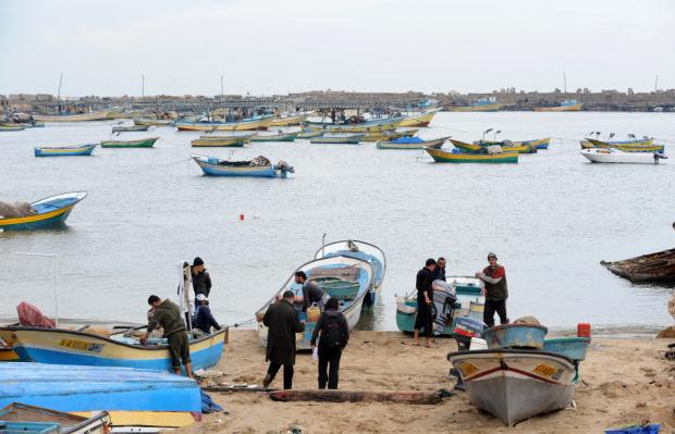 Gazzeli Balıkçılar Siyonist Rejimin Zulmüne Dikkat Çekmek İçin Sardalya Avı Öncesinde Yarış Düzenledi