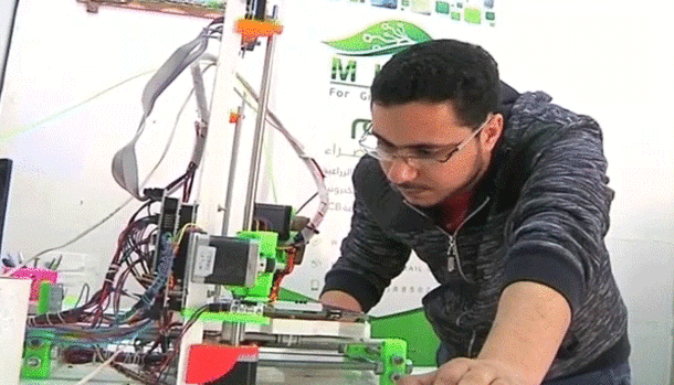 Gazzeli Genç Mühendis Tüm İmkansızlıklara Rağmen Zoru Başardı