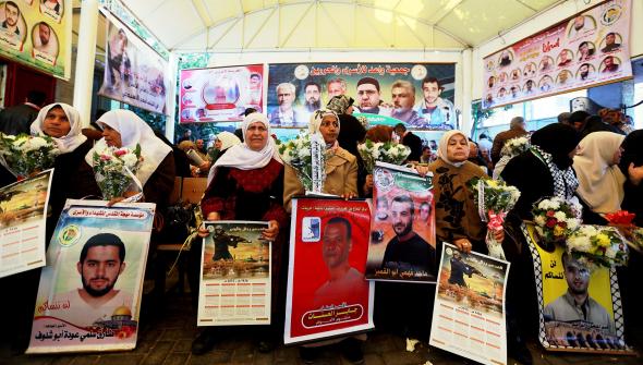 Hamas  Esirler Konusunda Mesaj Yayınladı