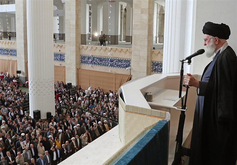 İmam Hamenei'den Siyonist Rejime Destek Veren İslam Ülkelerine Eleştiri