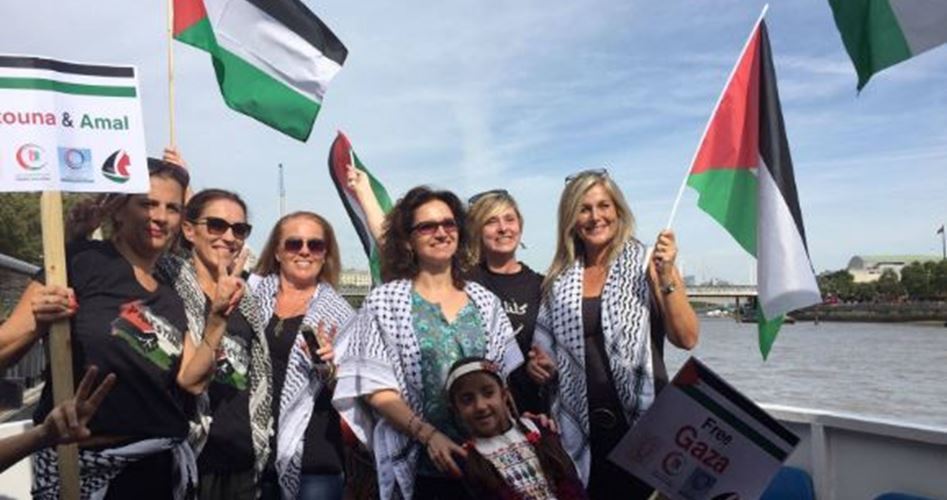 İngiltere'de Gazze Ablukasını Kırma Filosuna Destek Gösterisi Düzenlendi