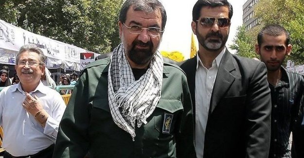 İran Maslahat-ı Nizam Yürütme Konseyi Sekreteri Muhsin Rızayi:''Son 27 yılda Amerika 2 defa ve İsrail’de 3 defa İran İslam Cumhuriyetine saldırmak istedi ama saldıramadı.''