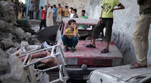 İşgal Uçaklarından Gazze'ye Hava Saldırısı
