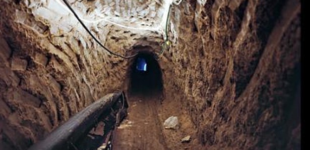 Kassam'ın Kazdığı Tüneller Siyonist Rejim'i Çaresiz Bırakıyor