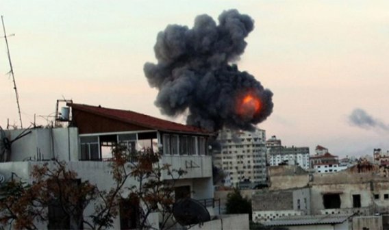 Katil İsrail Gazze'ye Saldırdı