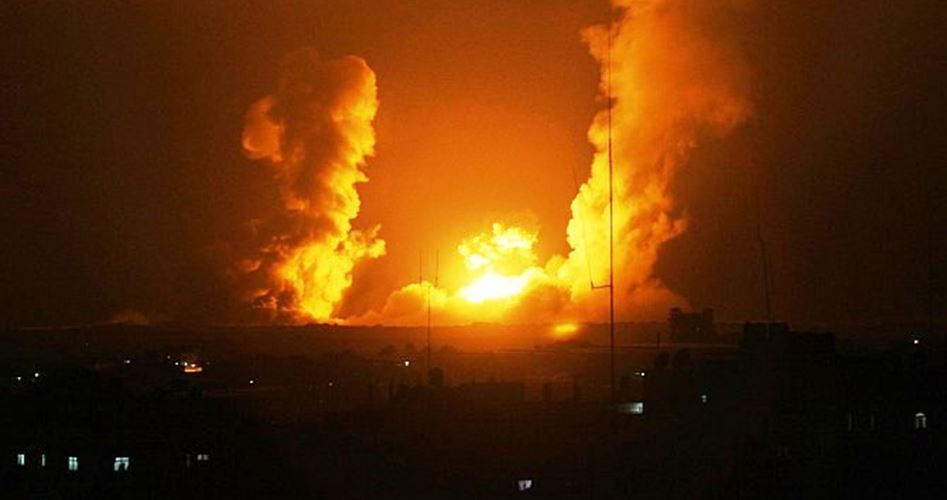 Katil İsrail Ordusu Gazze Şeridi'ne Hava Saldırısı Düzenledi