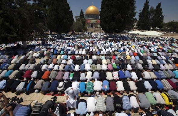 Kudüs Günü'nde 280 Bin Filistinli Mescidi Aksa’da Cuma Namazı Kıldı