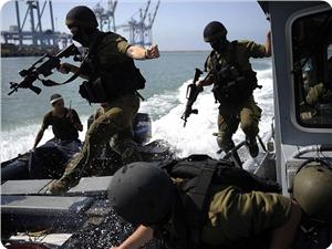 Siyonist Güçler Gazze Açıklarında 10 Balıkçıyı Gözaltına Aldı
