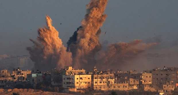 Siyonist İsrail'den Kassam Tugayları'nın Gazze'deki Bir Askeri Üssüne Saldırı