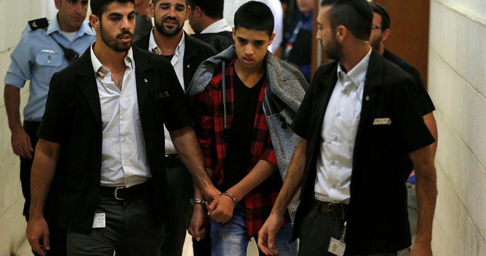 Siyonist Mahkeme Filistinli Çocuğa ve Genç Anneye Ağır Hapis Cezaları Verdi