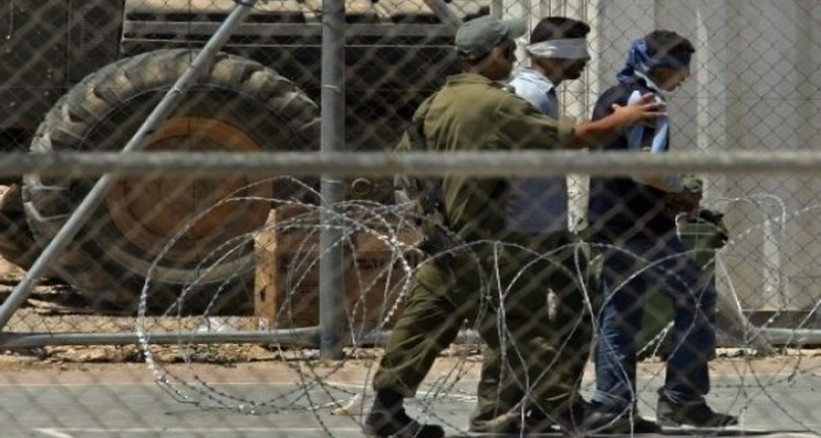 Siyonist Rejim Cezaevleri İdaresi Hamas Üyesi Esirlere Baskılarını Sürdürüyor